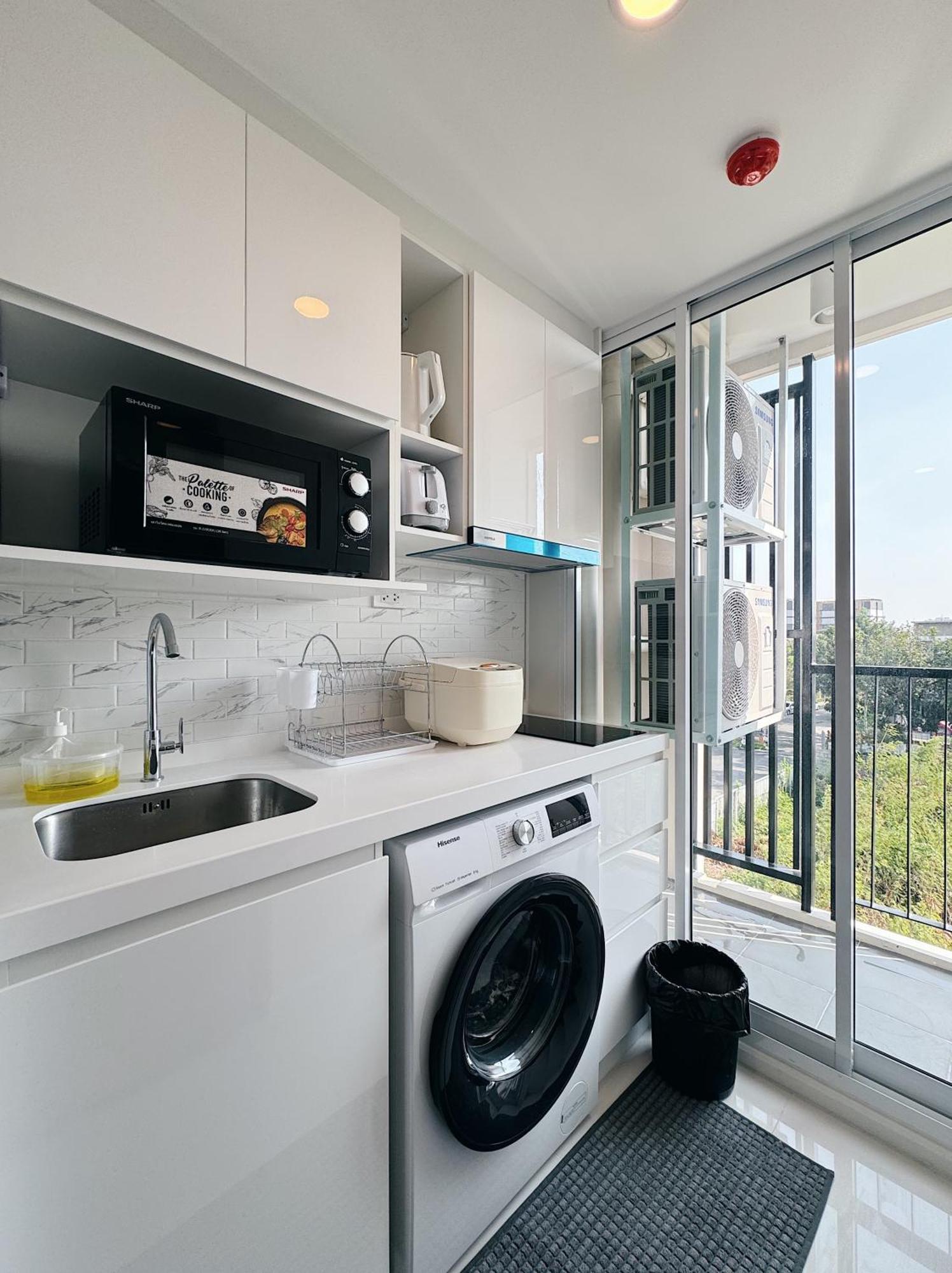 Appartement Chateau In-town Ratchayothin Bts Bangkok