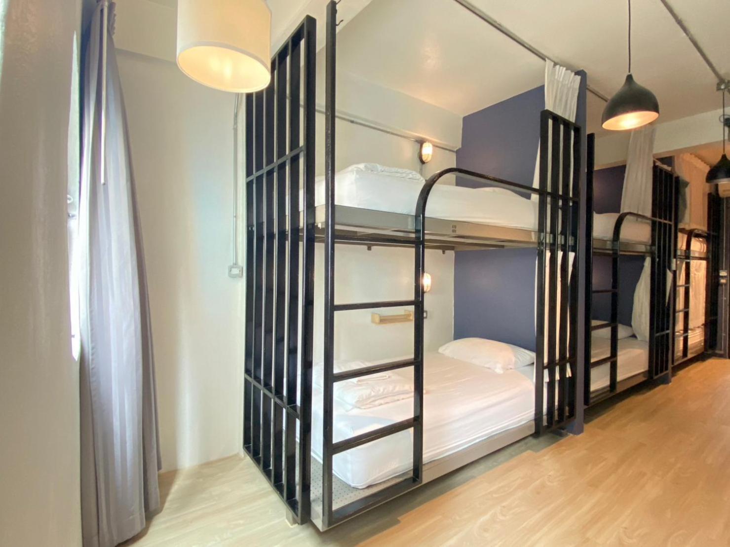 Monomer Hostel