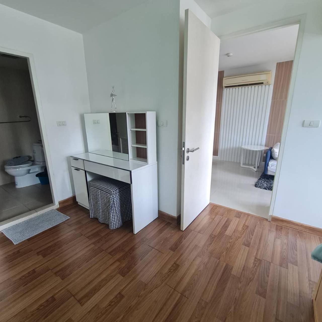 Spacious In Bkk Apartamento *