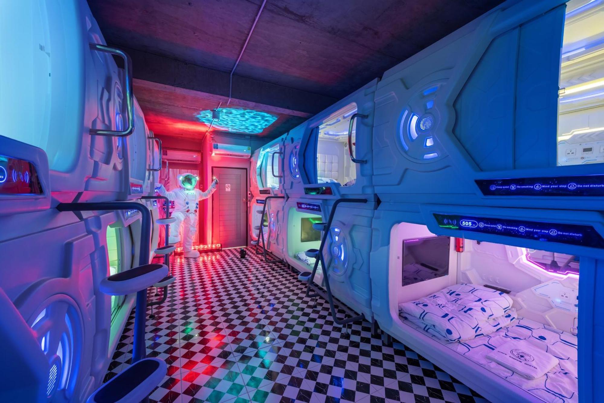 Asrama Space Station *