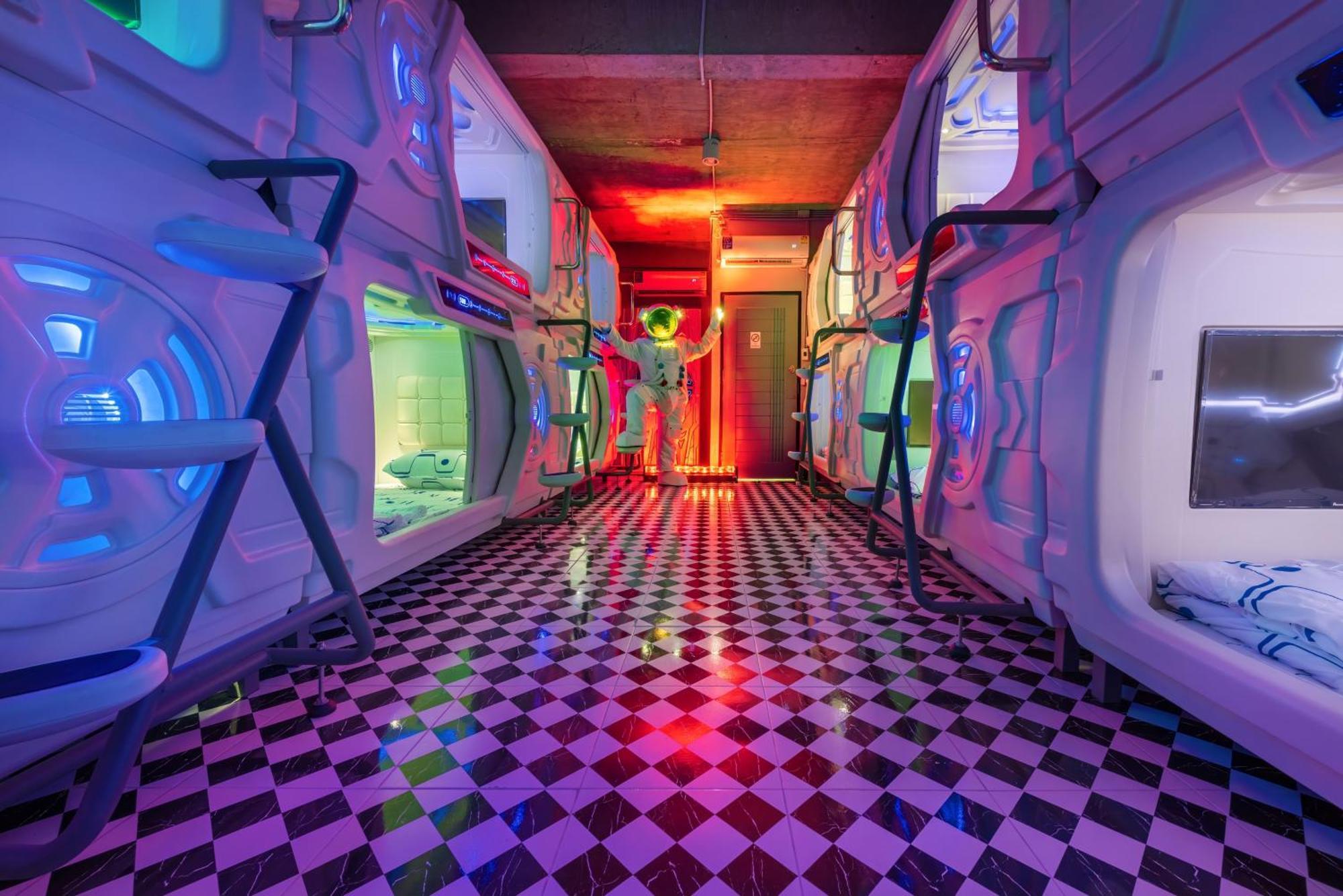 Asrama Space Station *