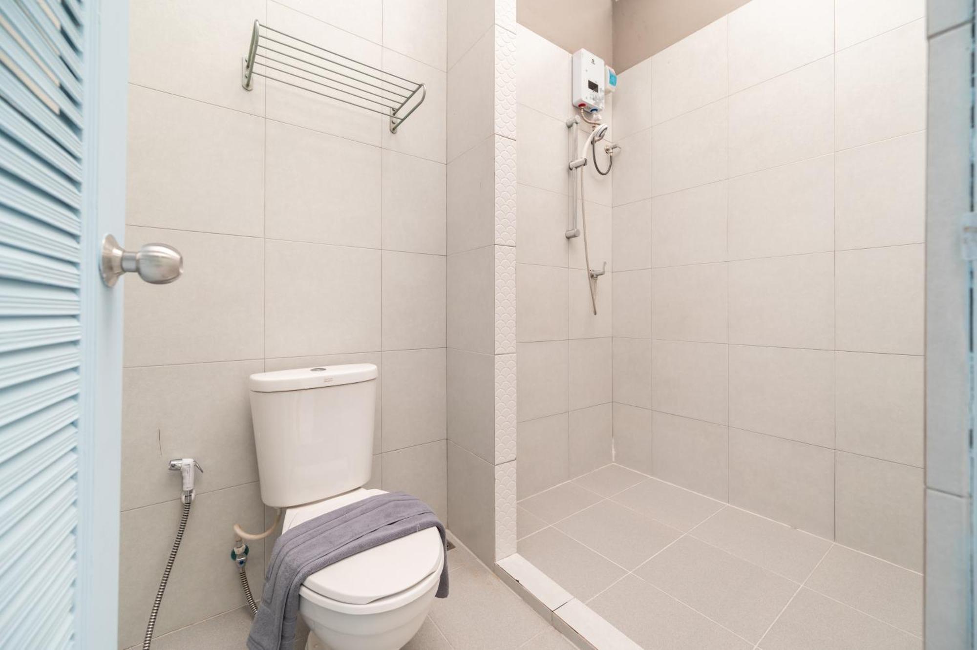 Miq Ekkamai2 3br Designer Oval Bathtub 15pax Vila *
