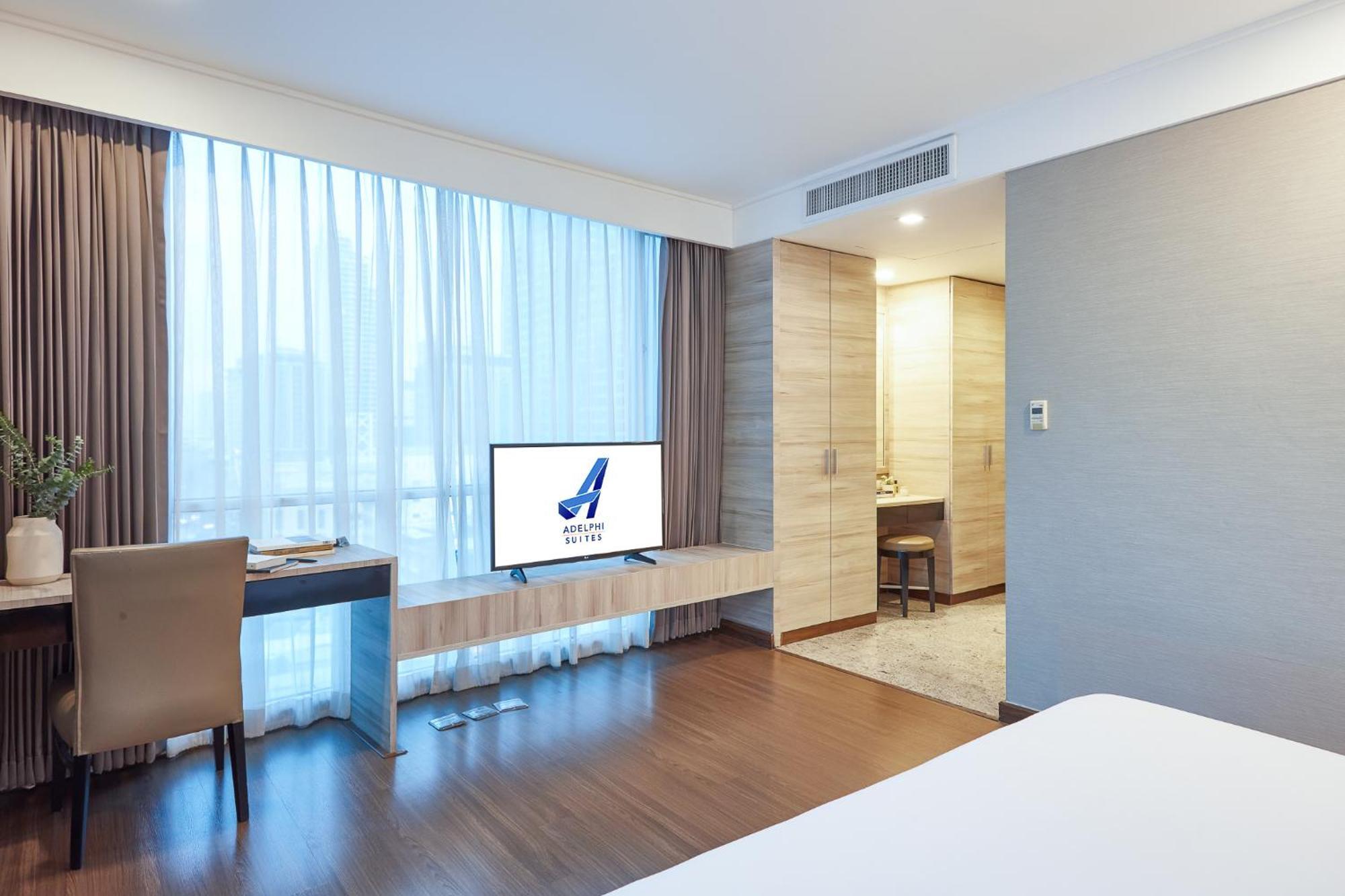 Khách sạn Adelphi 4*