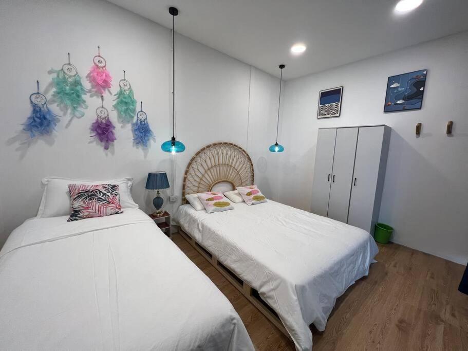 Roof 4br Private Floor, China Town, Center Appartement