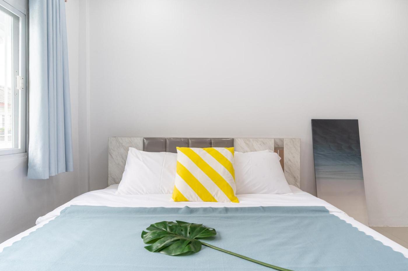 Miq Hk111-4br Ratchada-huaykwang 14pax * Bangkok
