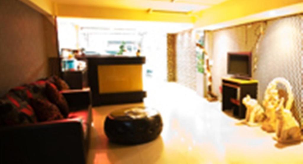 Bombay Hotell 3*