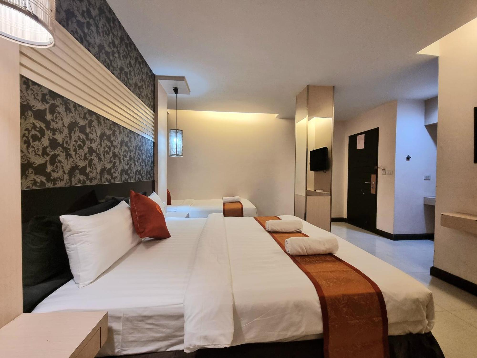 Khách sạn Cozi Hotel, 3*