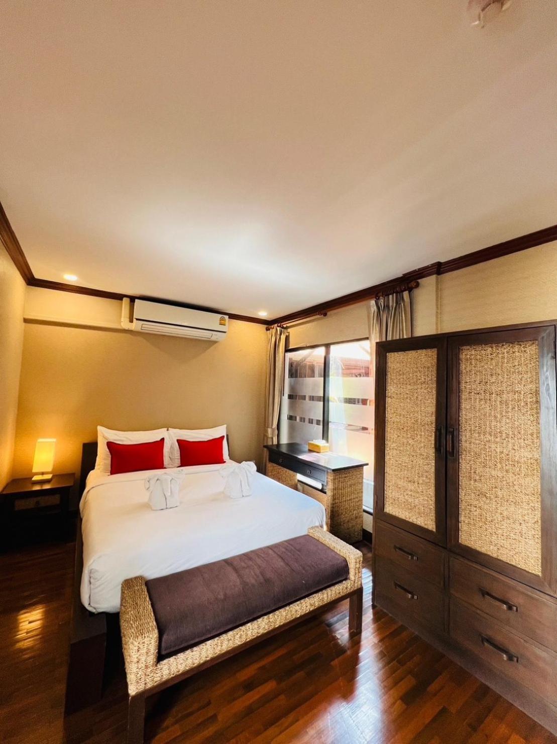 Hotell Yotaka Boutique 3*
