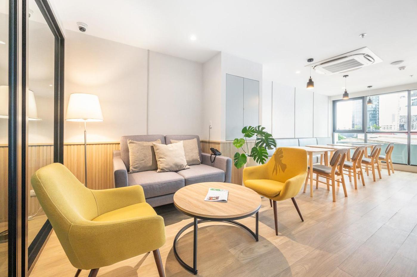 Livezen Sukhumvit Hotel 4*
