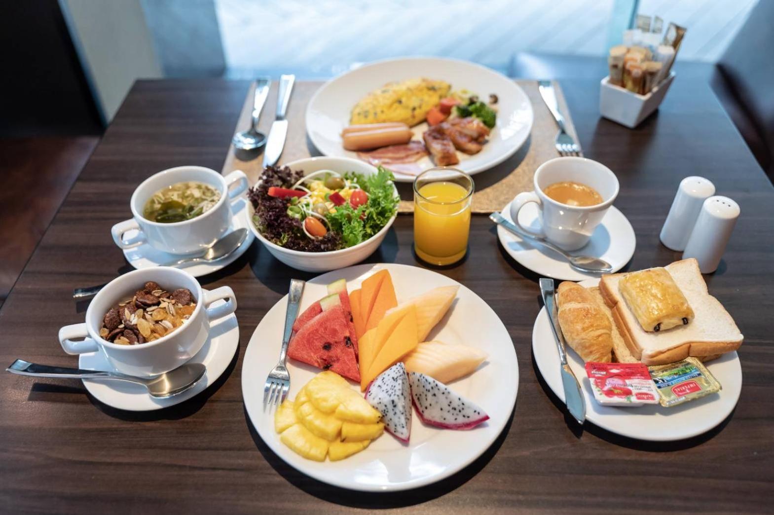 Admiral Premier 4* Bangkok