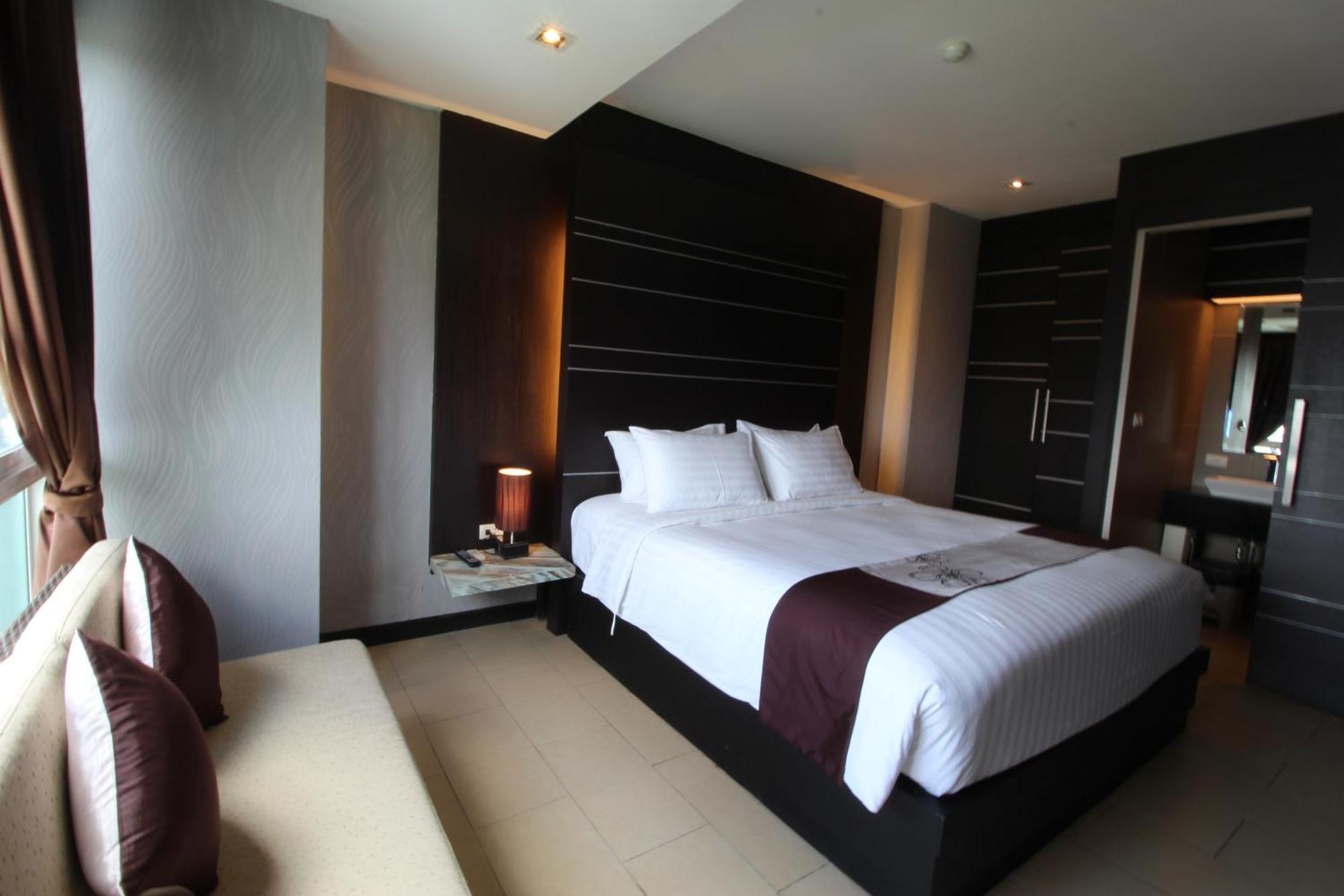 Hotel Sky Dome Resotel - โรงแรมสกายโดม รีโซเทล