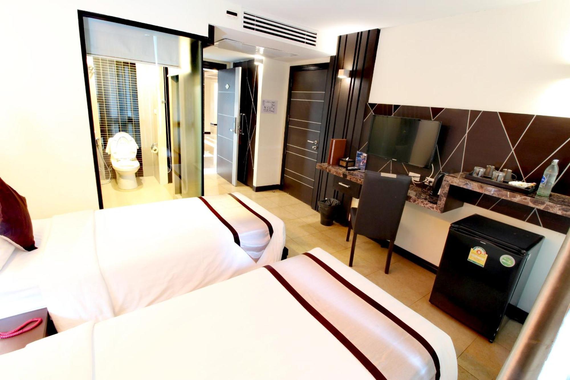 Hotel Sky Dome Resotel - โรงแรมสกายโดม รีโซเทล 5*