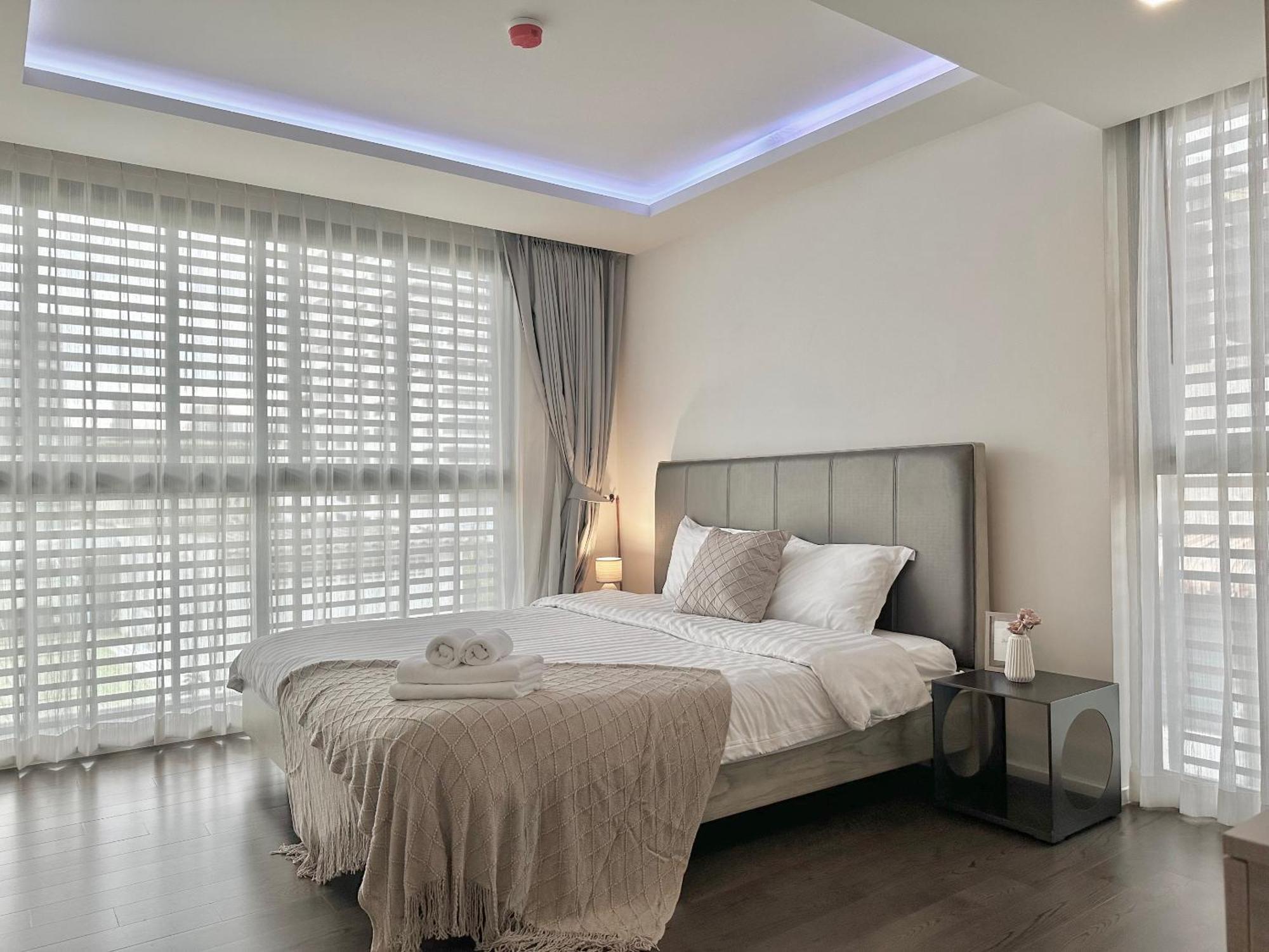 Asok Circle Rein Sukhumvit 12#2br&3br#pool&gym#near Terminal 21 Apartamento