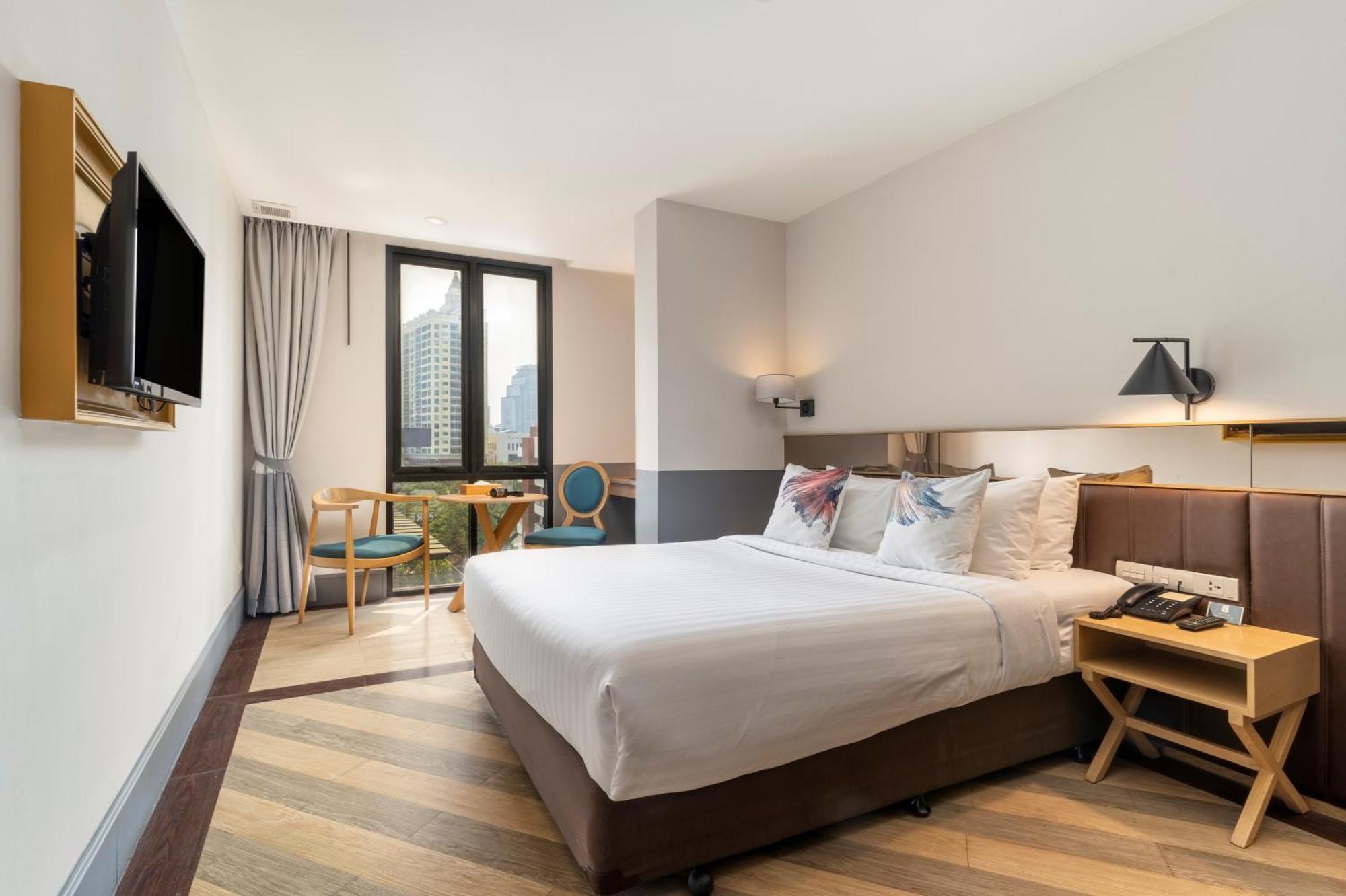 Vince Pratunam Hotel 4*
