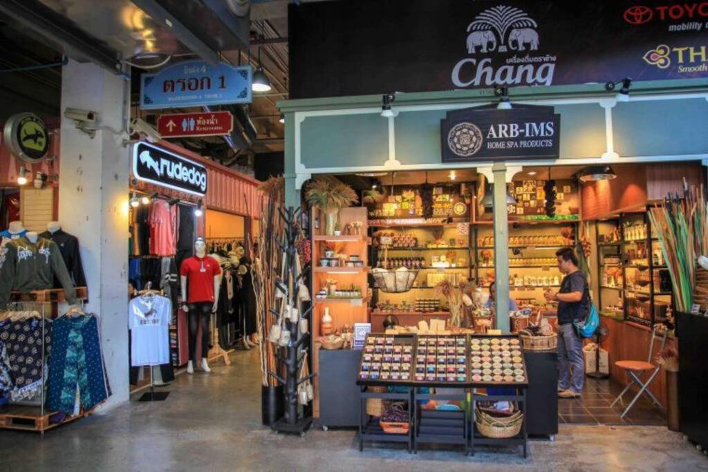 Charoen Nakhorn Townhome: Self-check-in Near Bts, Iconsiam & Asiatique Pousada *