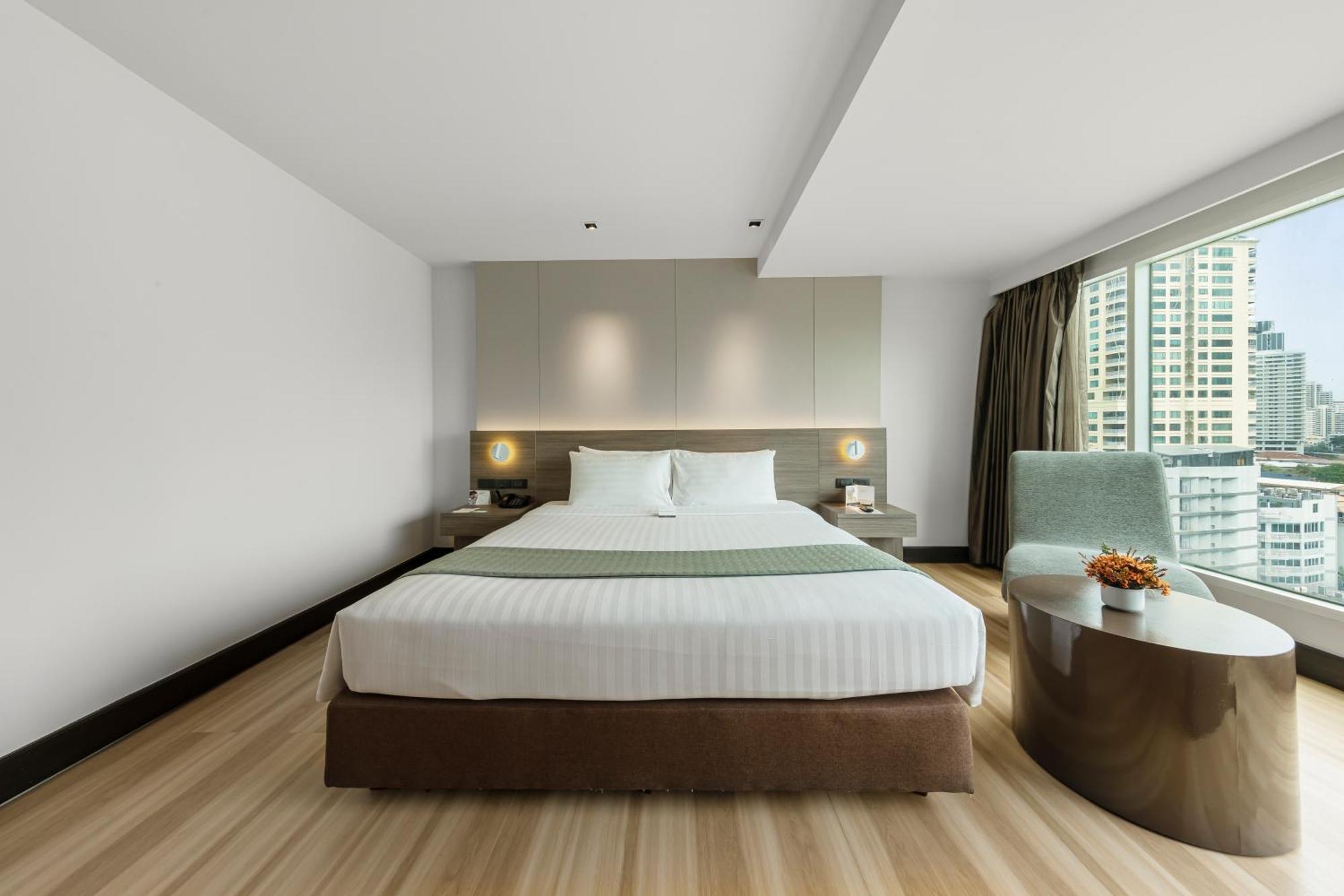 Golden Tulip Mandison Hotel 4*