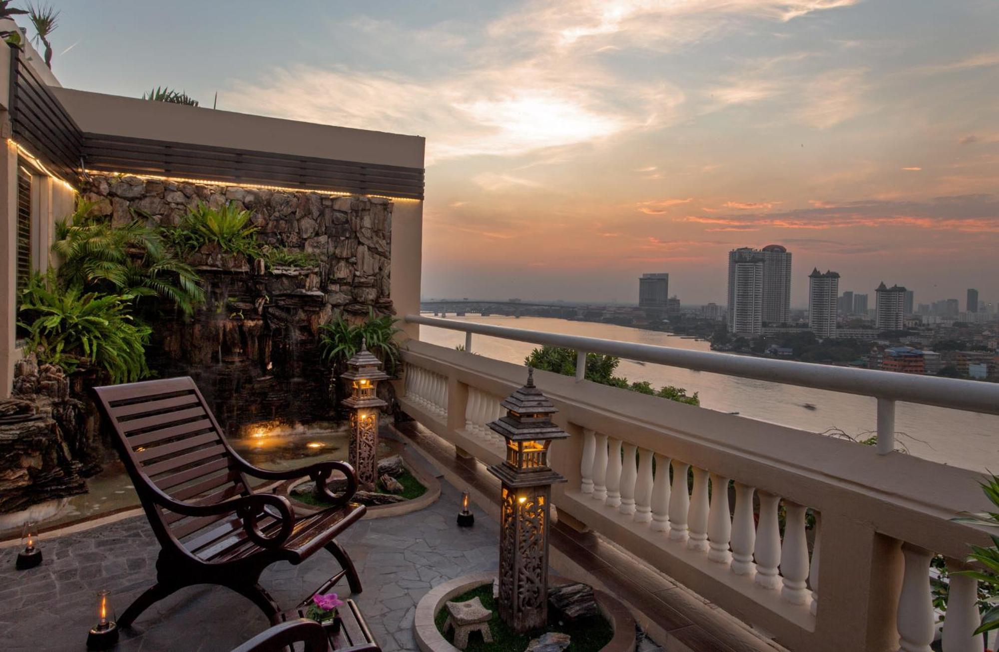 Hotell Ramada Plaza By Wyndham Menam Riverside Bangkok