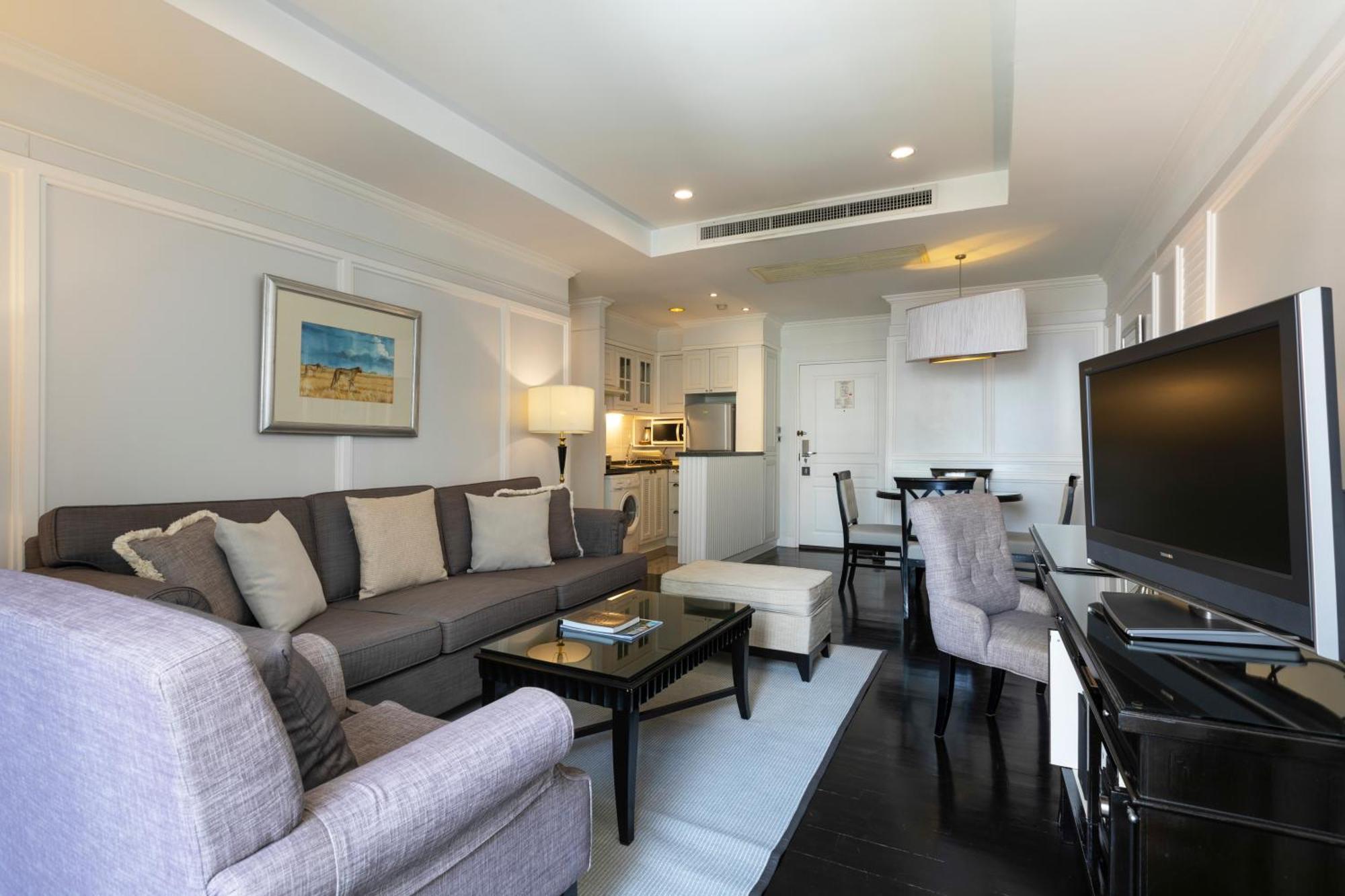 Cape House Langsuan 5*