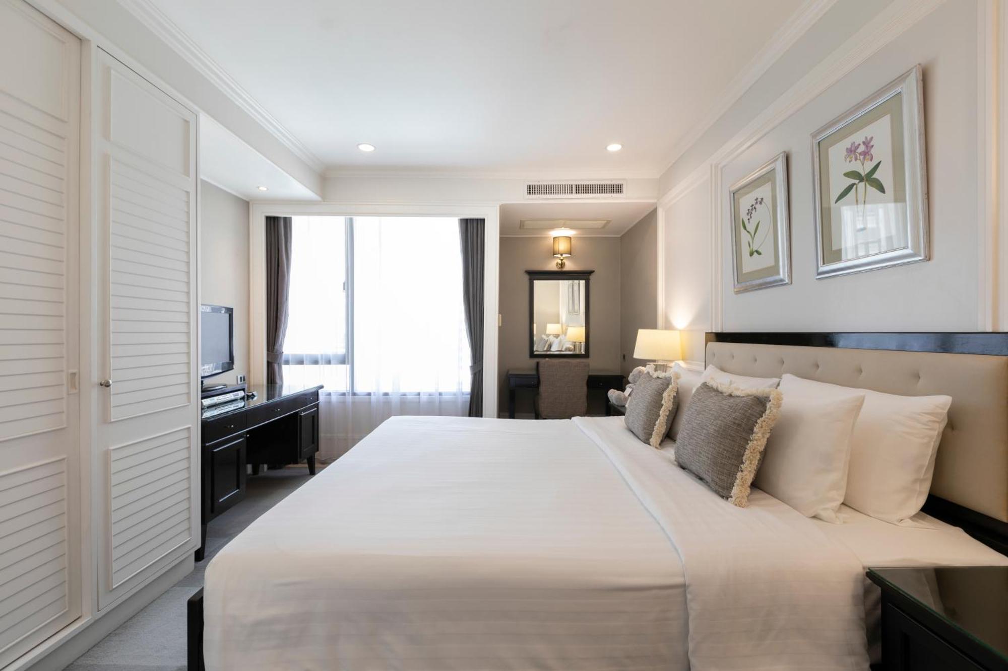 Cape House Langsuan