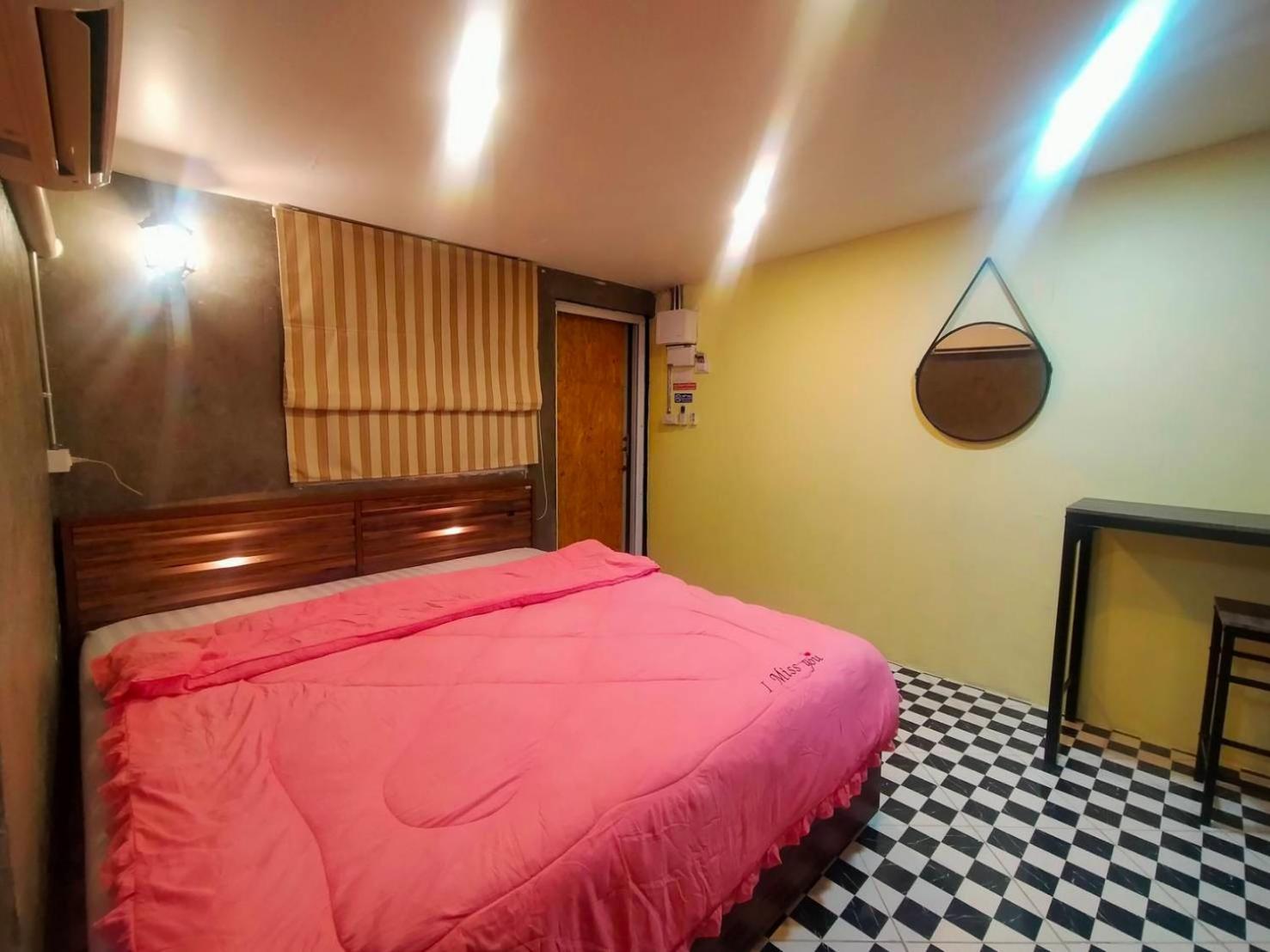 Casa de hóspedes Ruenthip 3*