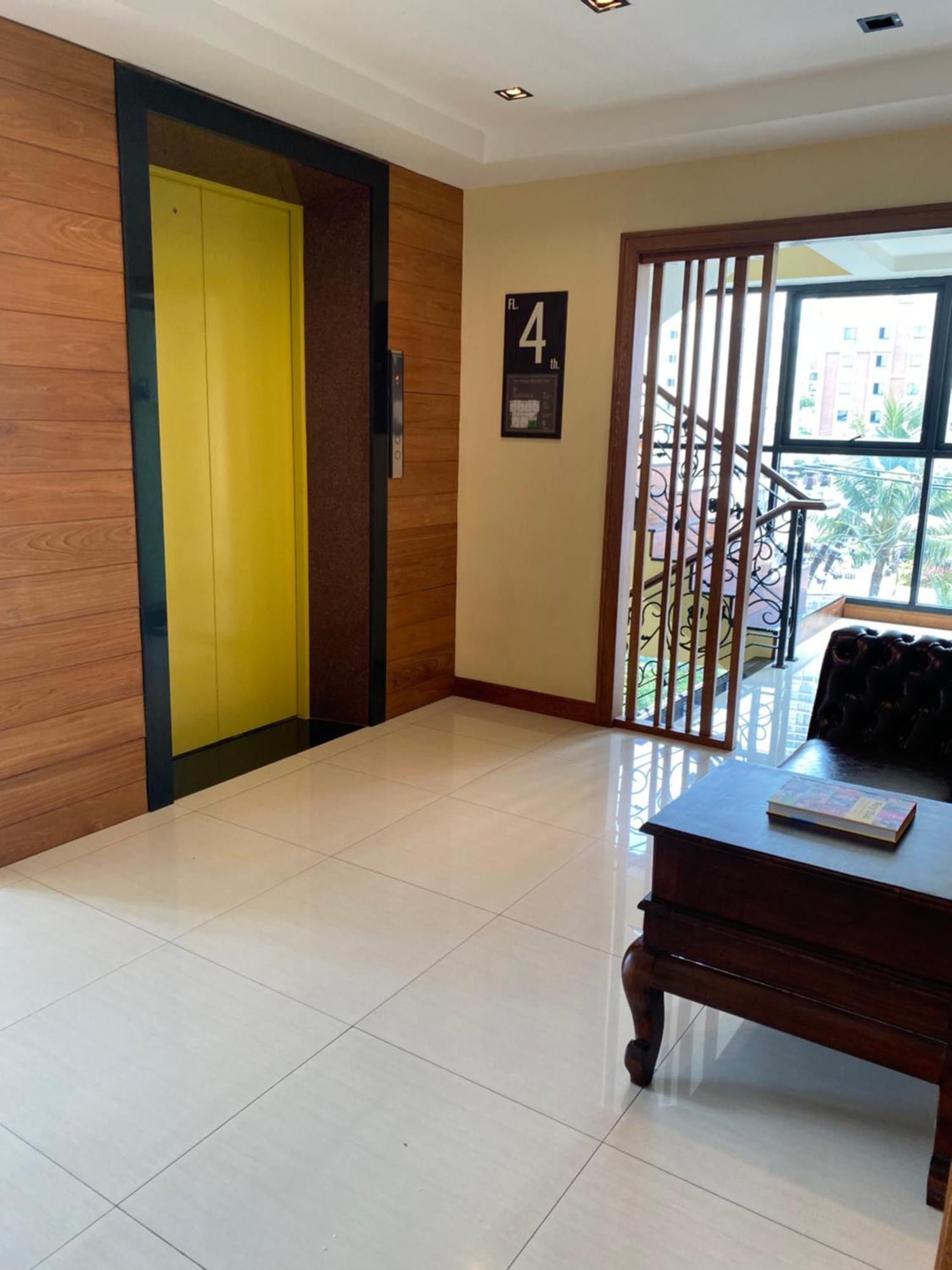 L18 แอลสิบแปด เรสซิเดนซ์ Appart hôtel *