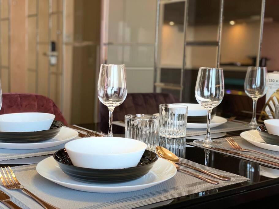 Apartment Ultimate Luxurious In Prime Asoke
