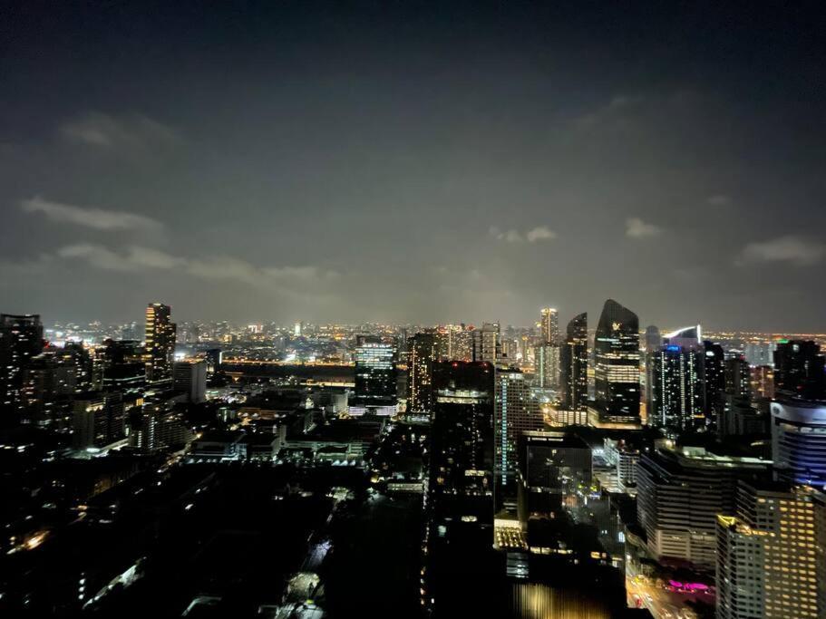 Ultimate Luxurious In Prime Asoke Apartment