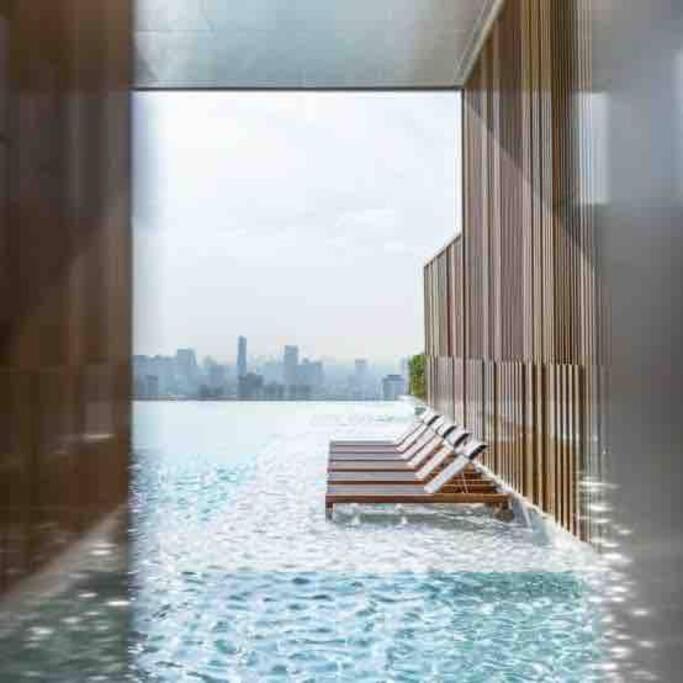 Ultimate Luxurious In Prime Asoke Bangkok