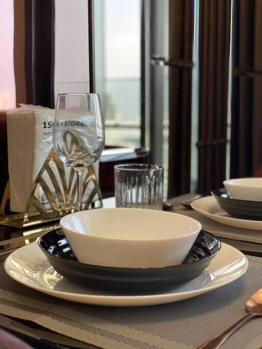 Apartment Ultimate Luxurious In Prime Asoke Bangkok