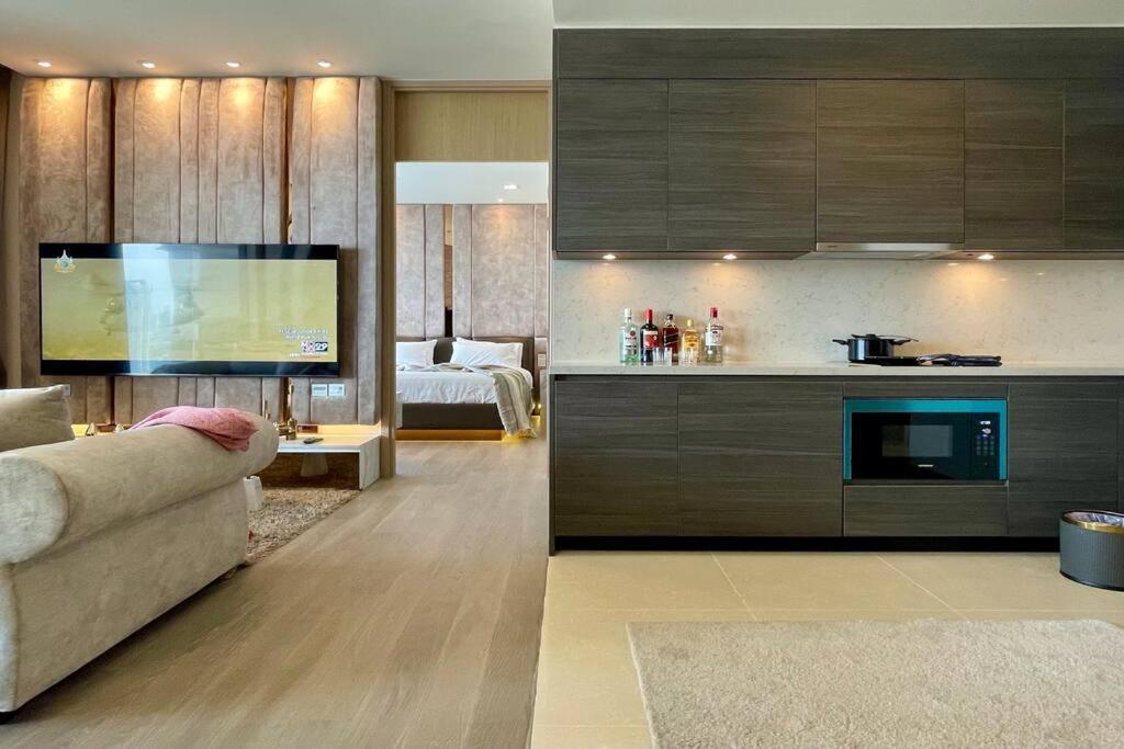 Ultimate Luxurious In Prime Asoke Apartment *