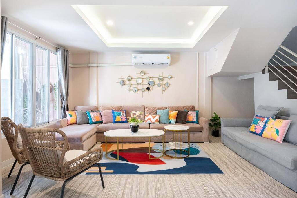 Miq 142 Huai Khwang_new4br/jodd Fair Bangkok