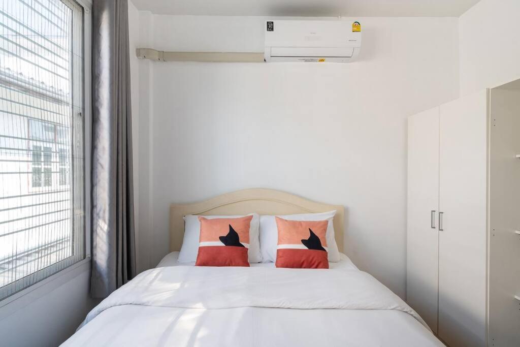 Miq 142 Huai Khwang_new4br/jodd Fair Villa *