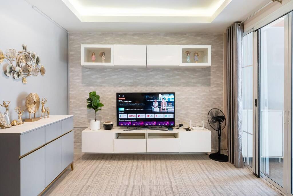 Miq 142 Huai Khwang_new4br/jodd Fair Villa