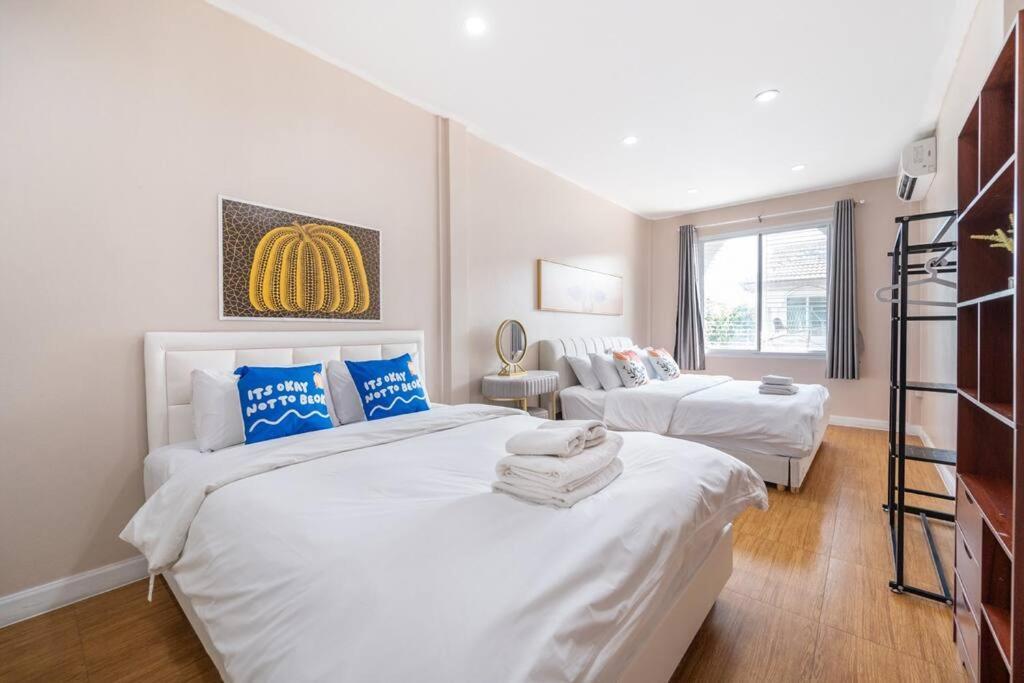Villa Miq 142 Huai Khwang_new4br/jodd Fair Bangkok