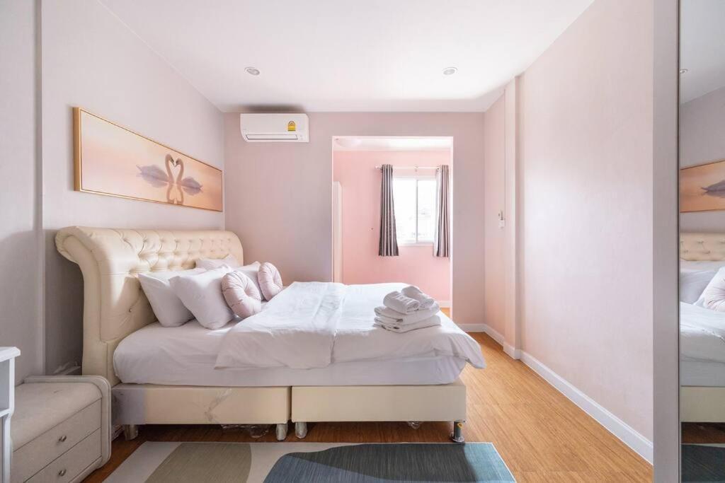 Miq 142 Huai Khwang_new4br/jodd Fair Villa