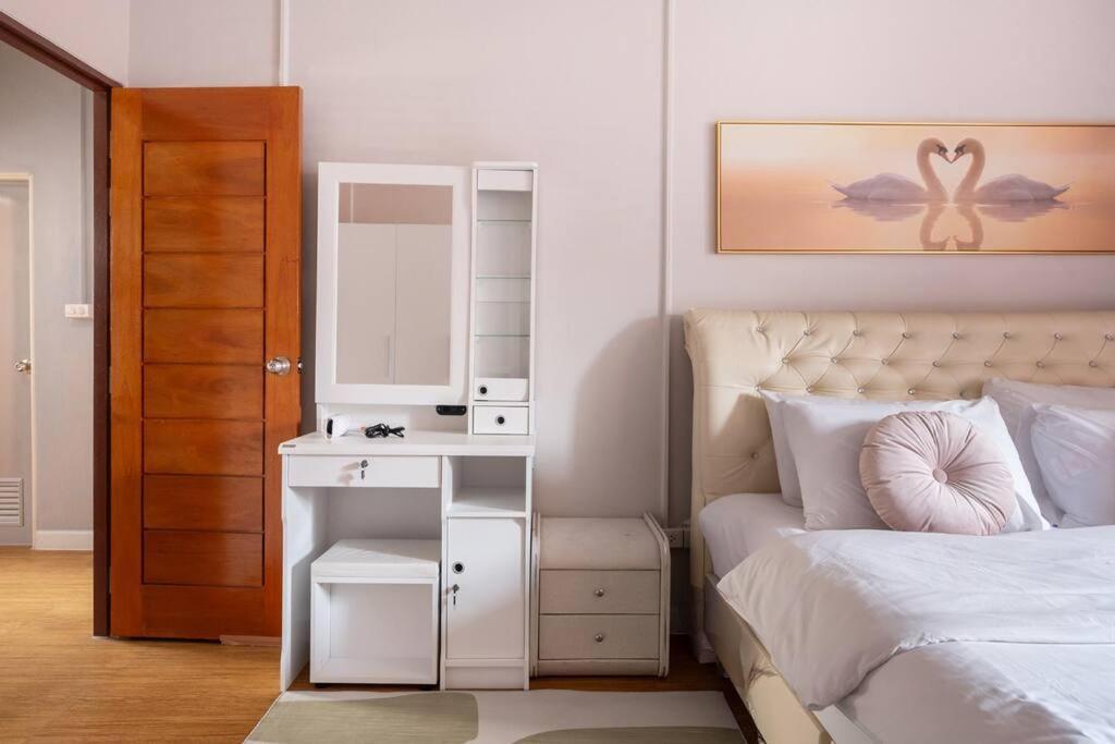 Miq 142 Huai Khwang_new4br/jodd Fair