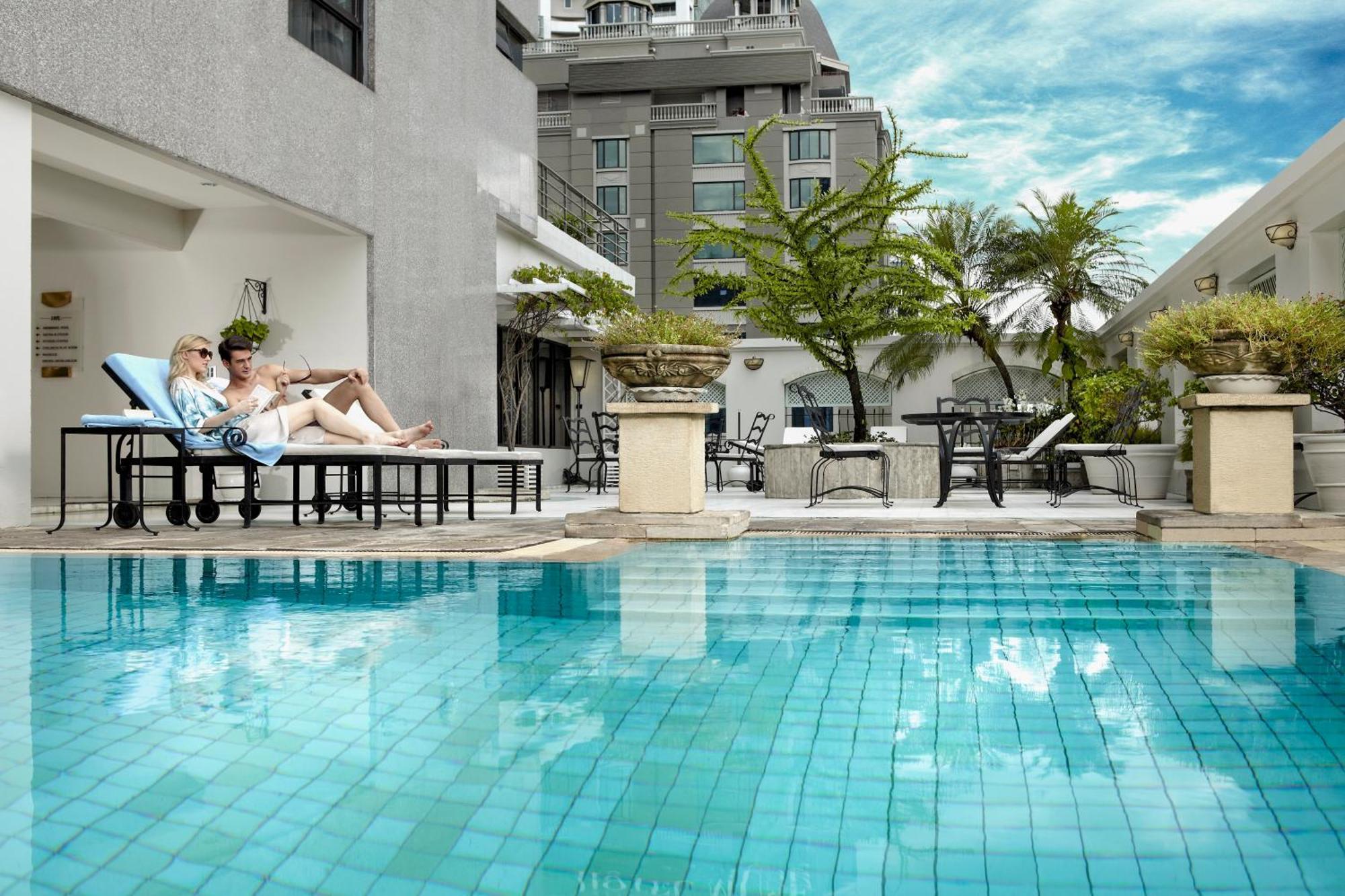 Cape House Langsuan Bangkok