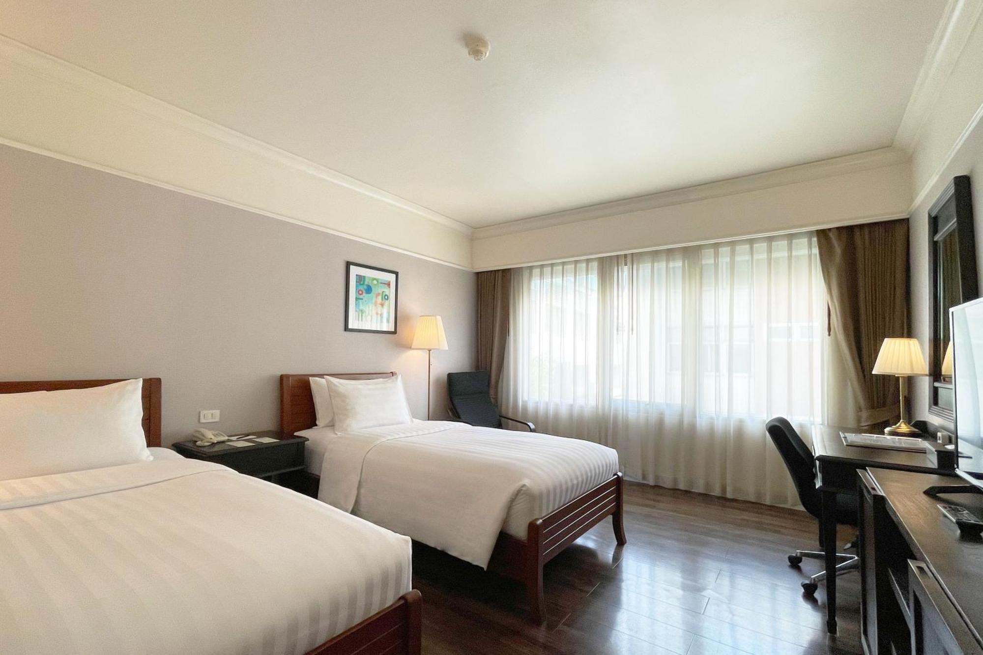Le Siam Silom By Pcl Hotel 4*
