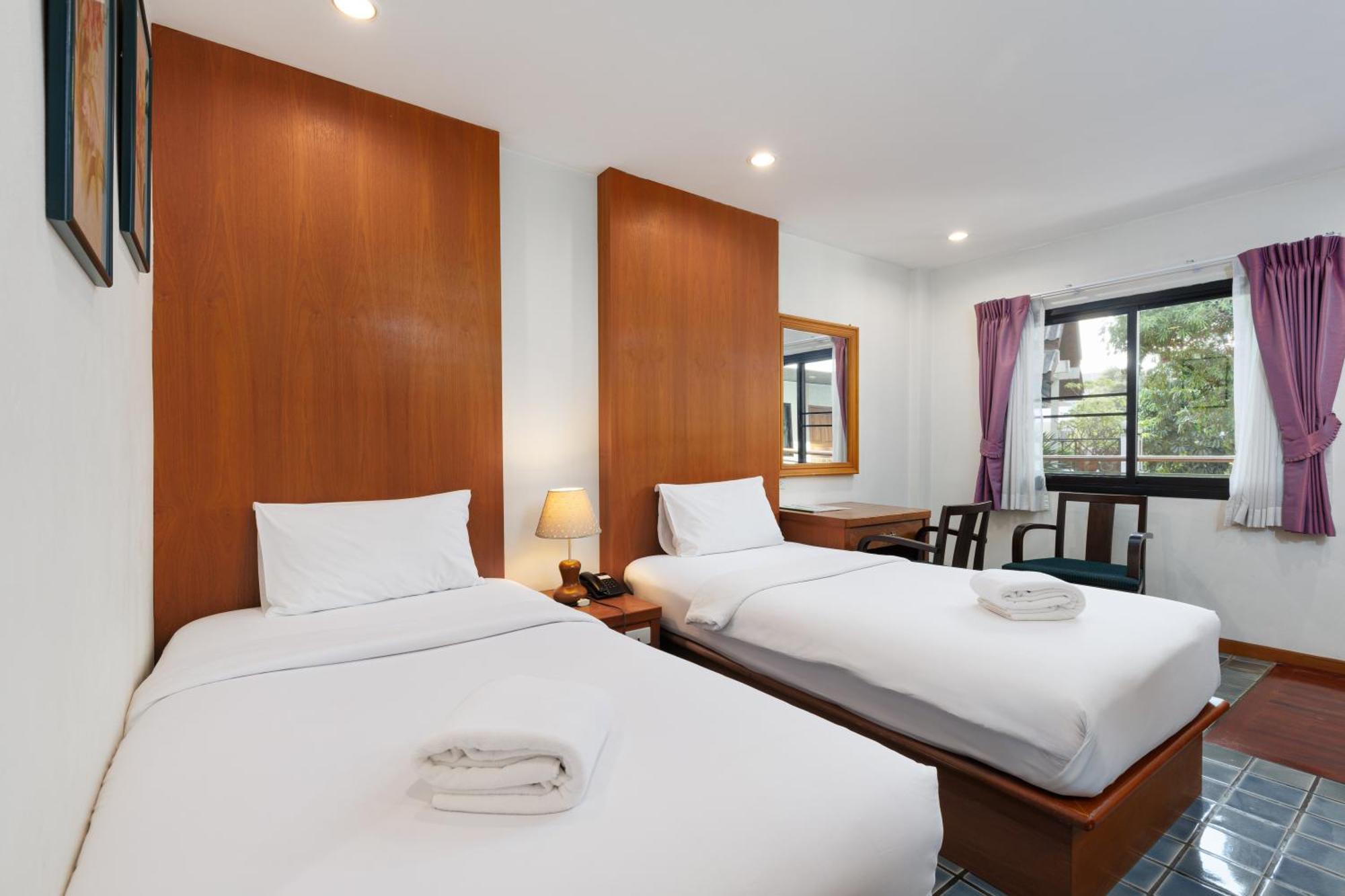 Khách sạn Charlie House Pin Klao