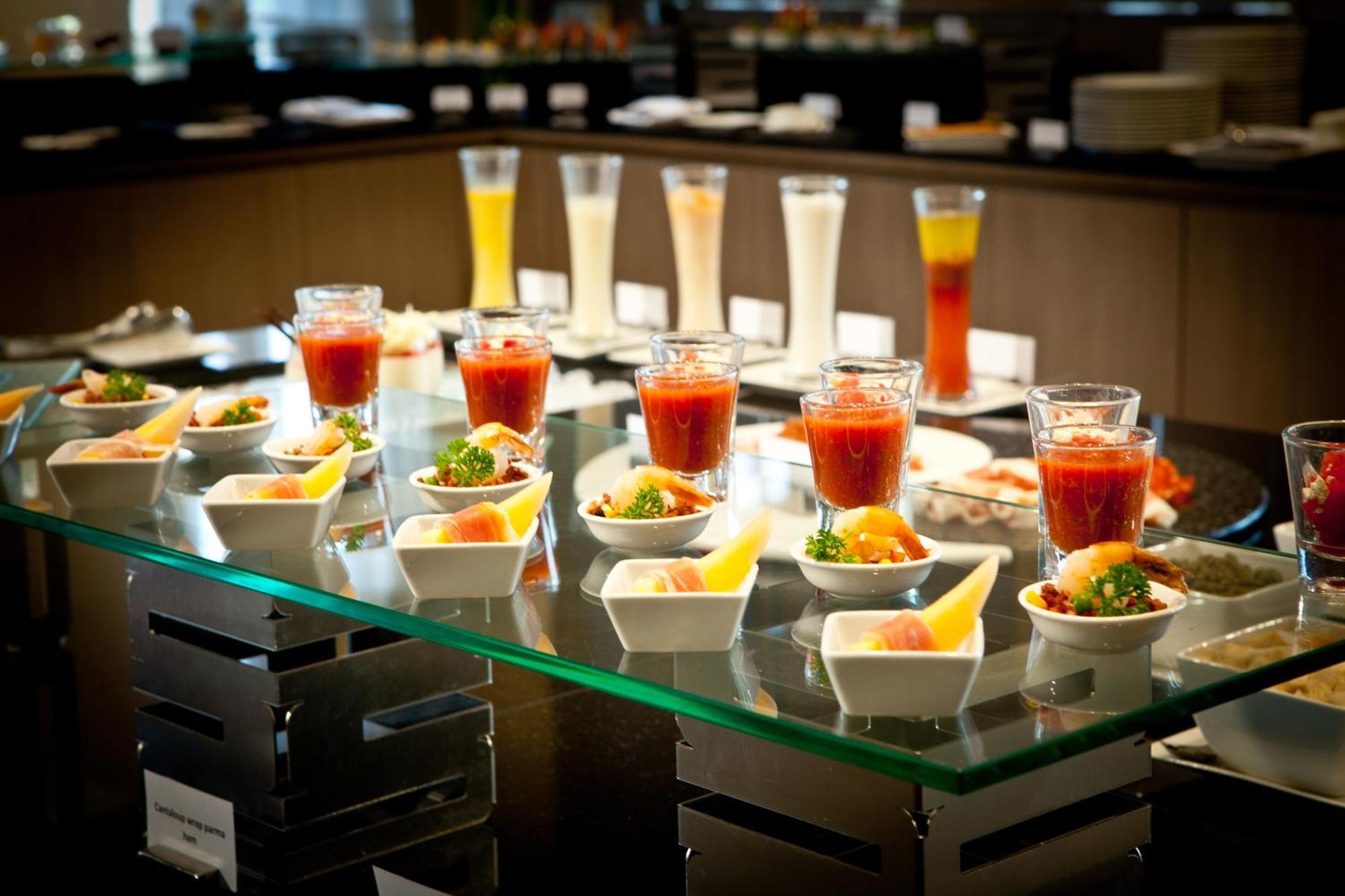 Khách sạn Mercure Siam Bangkok