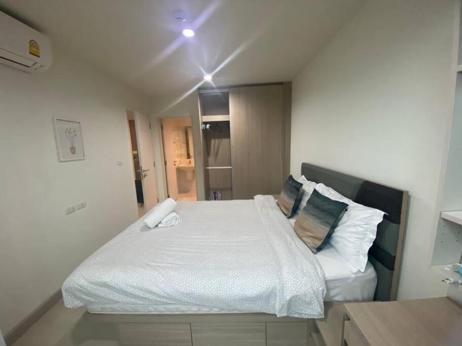 Cozy With Free Wi-fi Netflix Near Bts Onnut Bangkok