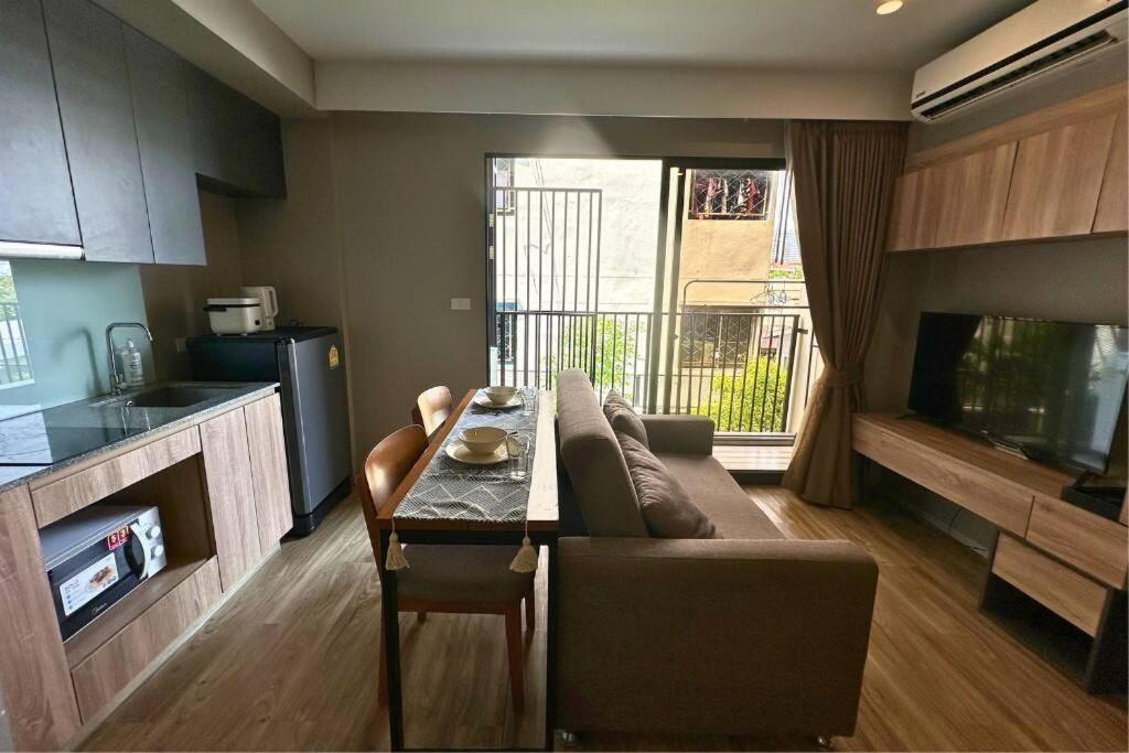 Căn hộ Studio 1br Pool Gym Wifi 5 Mins From Sathorn *