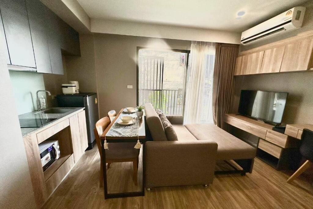 Studio 1br Pool Gym Wifi 5 Mins From Sathorn *