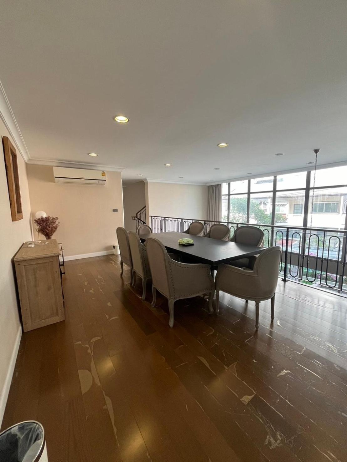 Super Luxury Private House *