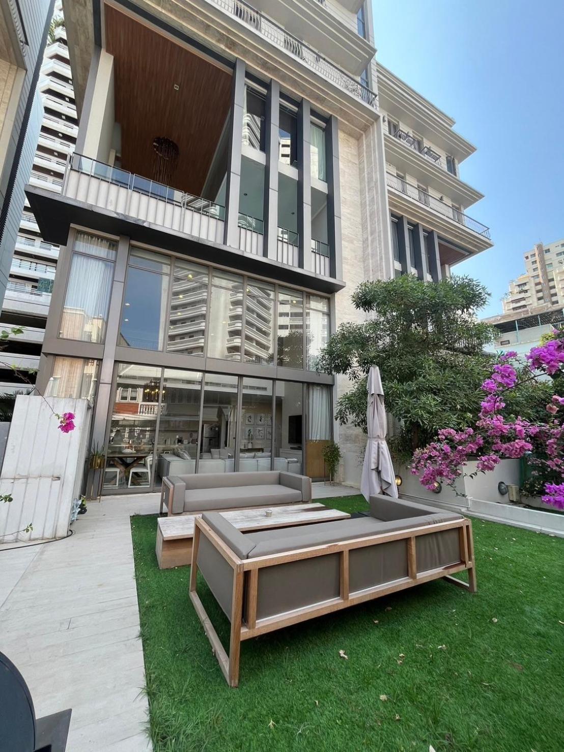 Super Luxury Private House *