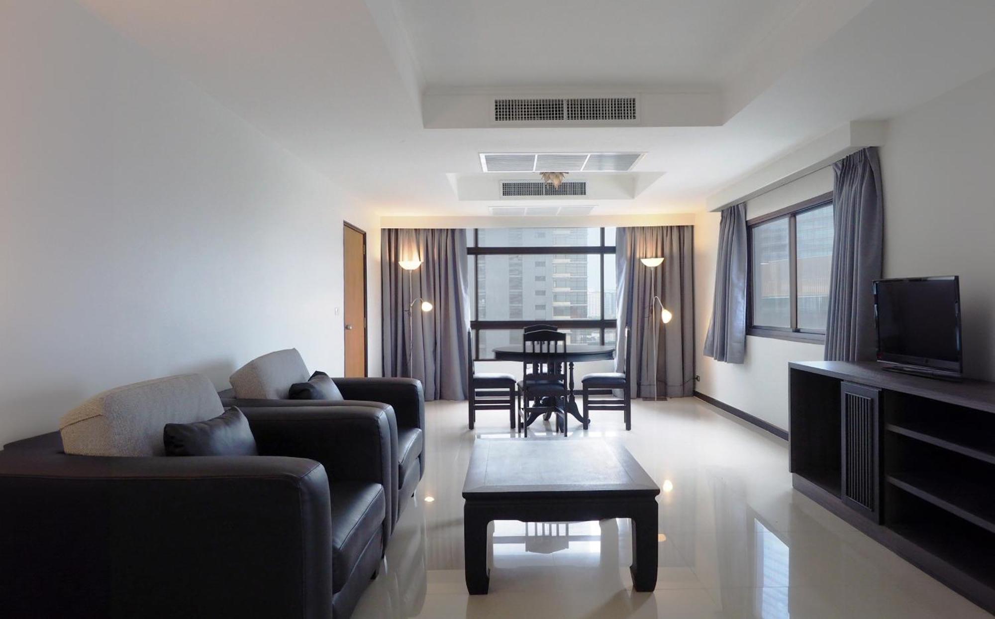 Pinnacle Lumpinee Park 3* Bangkok