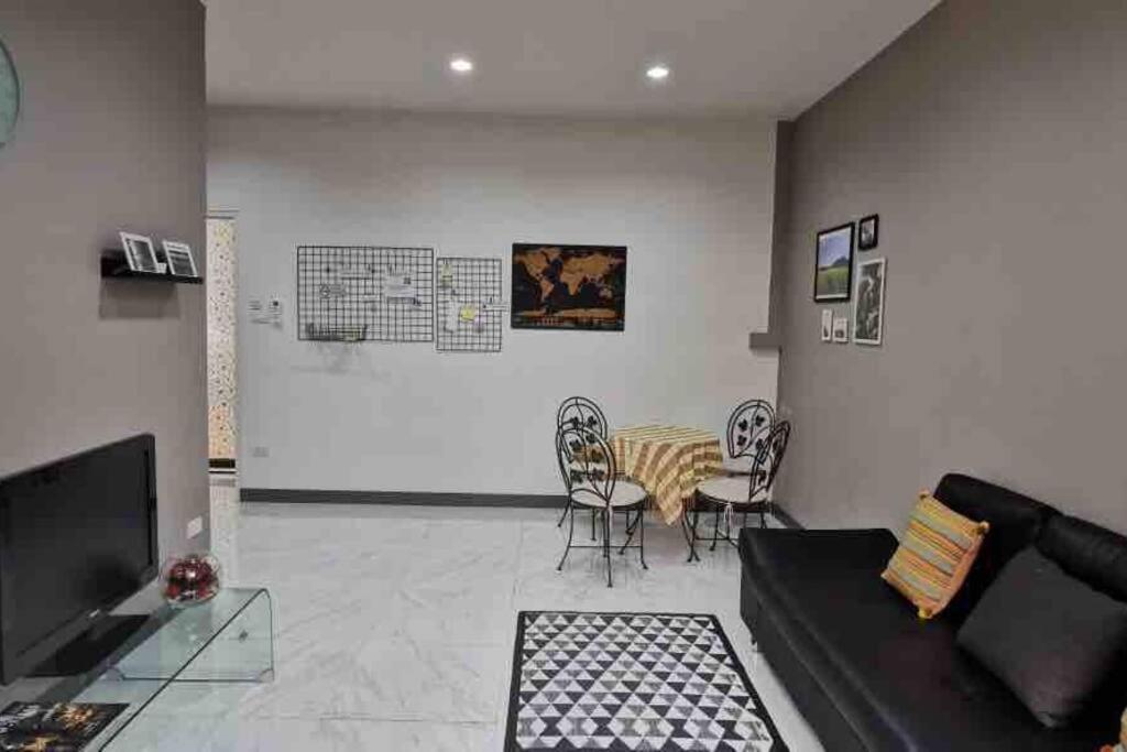 8finite House Nhà nghỉ