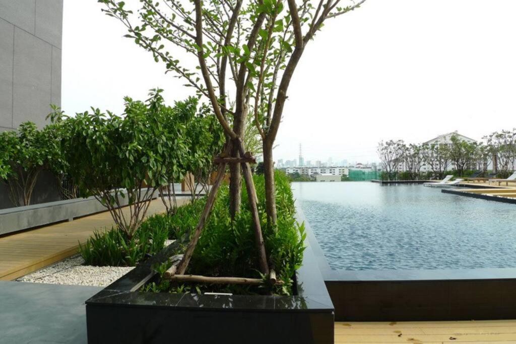 1 Bedroom Near Mrt & Bts Station. *