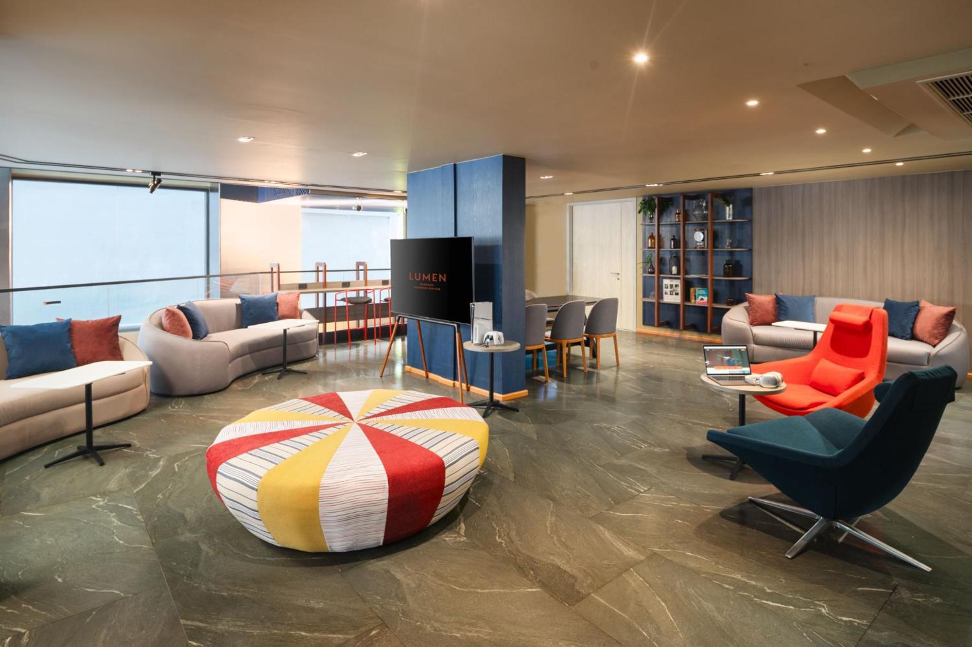 Lumen Udomsuk Station Hotell 4*