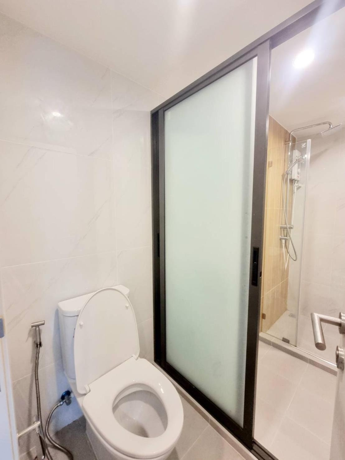 1 ห้องนอน ใกล้บีทีเอสอ่อนนุช สายสีเขียว ที่นอนking Size วิวสระว่ายน้ำ